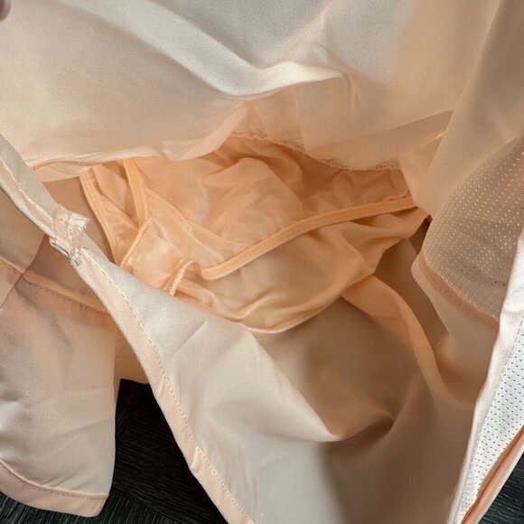 Nike Women's size Medium Dri-fit Tempo Track 3.5 Shorts Arctic Orange - Picture 7 of 7